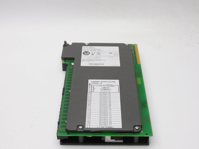 ALLEN BRADLEY 1771-OAD SER. C 120VAC 8A NSMP