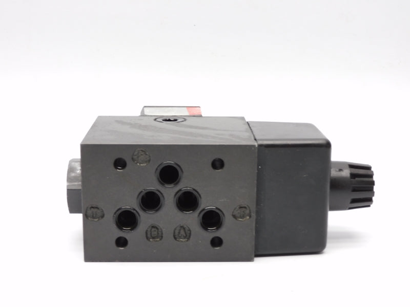 PARKER D3W1ENYC56 110/120V 0.72-0.80A 5000PSI NSMP