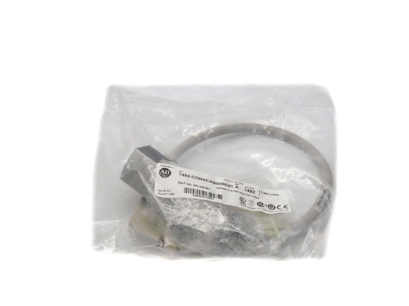 ALLEN BRADLEY 1492-CONACAB005E8C SER. A 0.5M NSMP