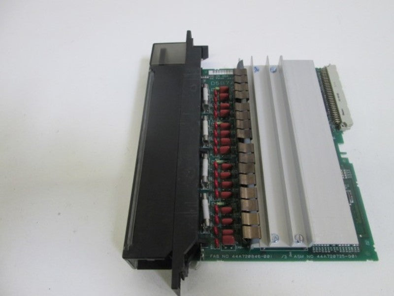 GE FANUC IC697MDL340E OUTPUT MODULE *NEW IN BOX*