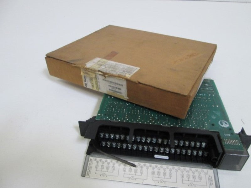 GE FANUC IC697MDL340E OUTPUT MODULE *NEW IN BOX*