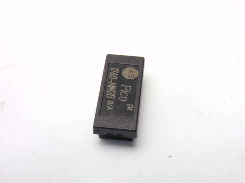 ALLEN BRADLEY 1760-MM2B SER. B UNMP