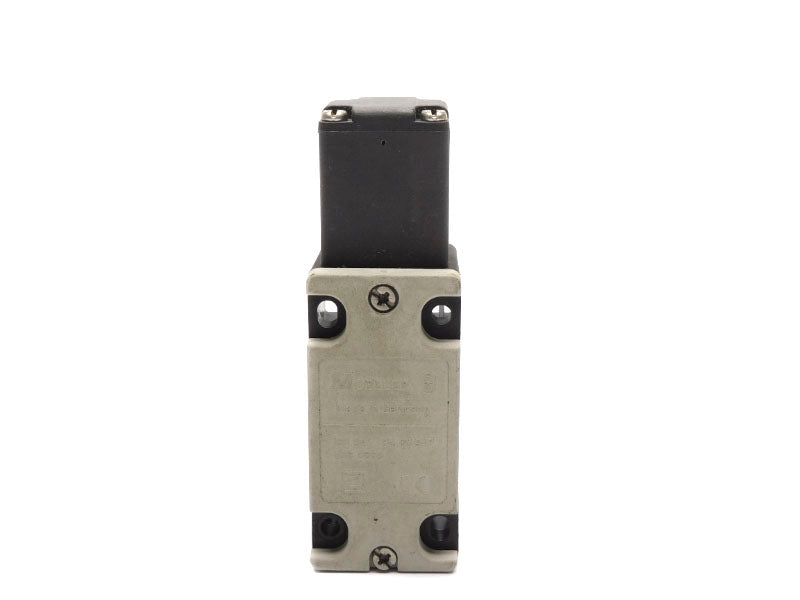 KLOCKNER MOELLER AT4/11-1-/I/ZB 600VAC 10A (NO KEY) UNMP