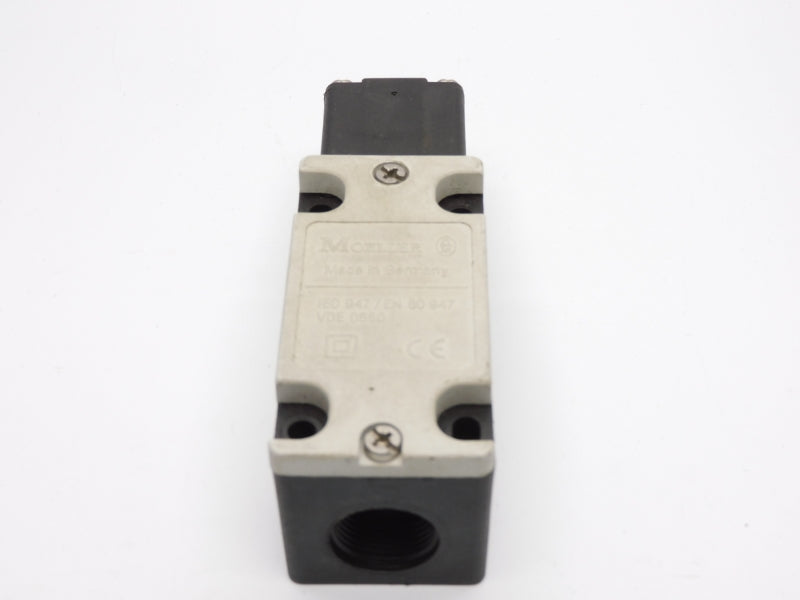KLOCKNER MOELLER AT4/11-1-/I/ZB 600VAC 10A (NO KEY) UNMP