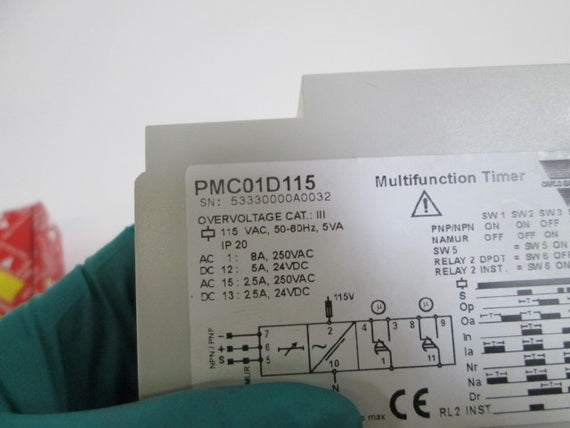 CARLO GAVAZZI MULTIFUNCTION TIMER PMC01D115 * NEW IN BOX *