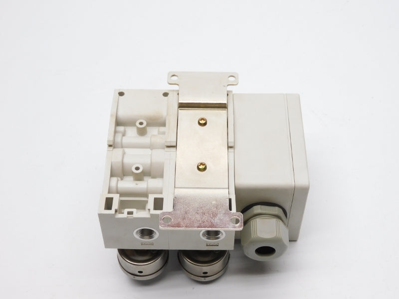 SMC ISA15 12-24VDC (AS PICTURED) NSNP