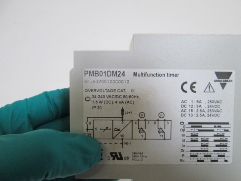 CARLO GAVAZZI MULTIFUNCTION TIMER PMB01DM24 * NEW IN BOX *
