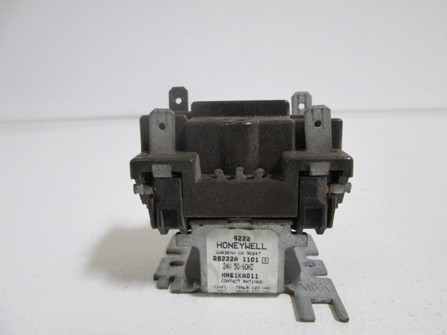 HONEYWELL RELAY R8222A 1101 *USED*