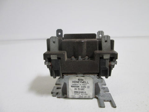 HONEYWELL RELAY R8222A 1101 *USED*