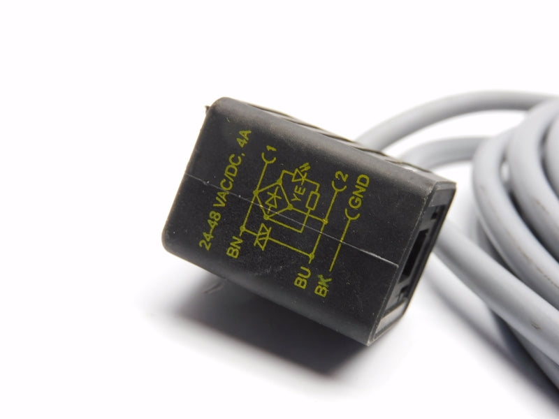 TURCK VIS2-D567-5M U2-07086 24-48VAC/DC 4A 5M NSNP