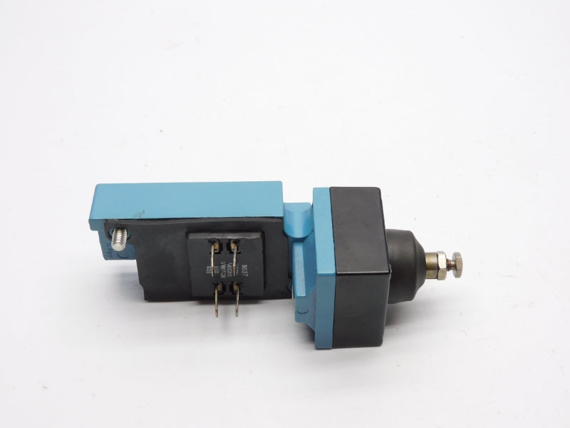 MICRO SWITCH LSZ7V1A 600VAC 10A NSNP