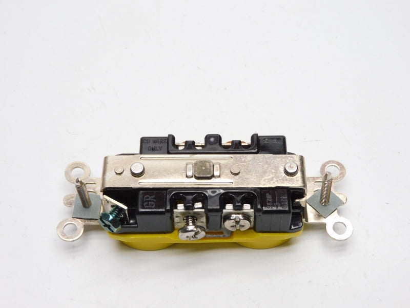 PASS&SEYMOUR LEGRAND CR6200 125V 15A NSMP