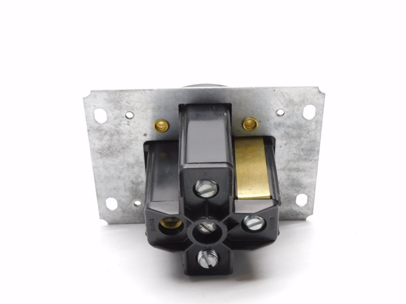 LEVITON 278 125/250V 30A NSMP