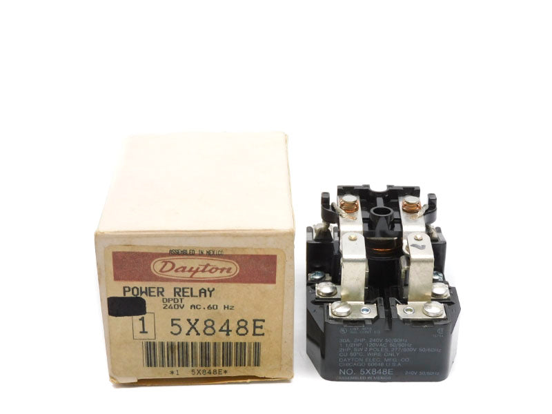 DAYTON 5X848E 240VAC 30A (AS PICTURED) NSMP