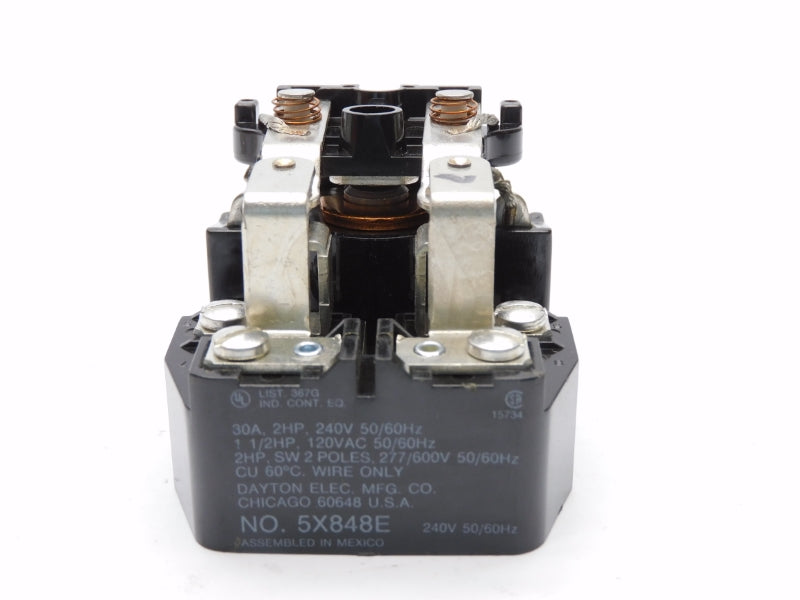 DAYTON 5X848E 240VAC 30A (AS PICTURED) NSMP
