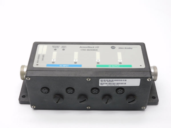 ALLEN BRADLEY 1792-IB2XOB2EA SER. B F/W A 10-30VDC NSMP