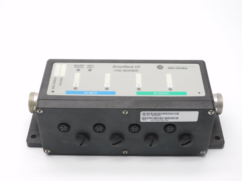 ALLEN BRADLEY 1792-IB2XOB2EA SER. B F/W A 10-30VDC NSMP