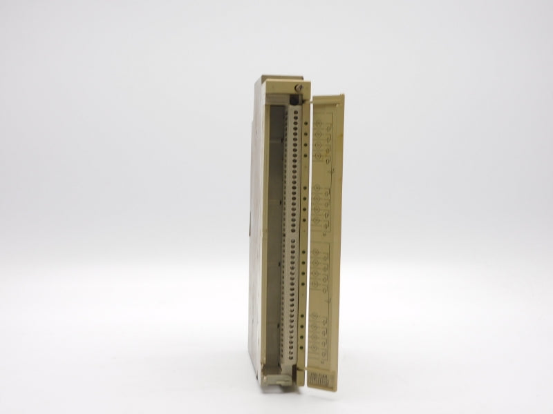 SIEMENS 6ES5458-7LA11 24VAC/DC UNMP