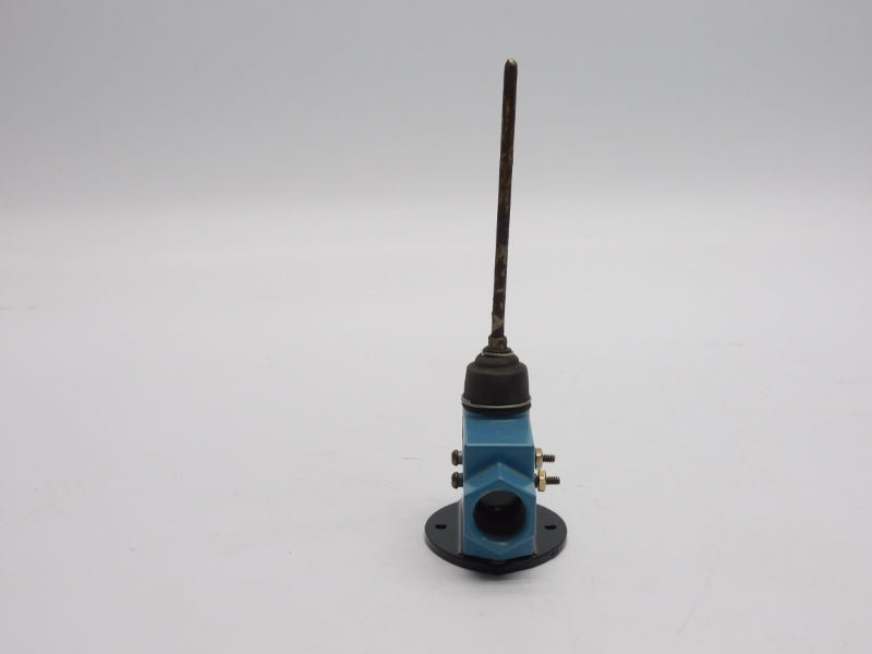 MICRO SWITCH BZV6-2RN18 600VAC 15A NSNP