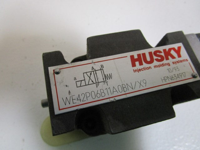 HUSKY VALVE WE42P06B11A0BN/X9 HYDRAULIC VALVE *NEW NO BOX*