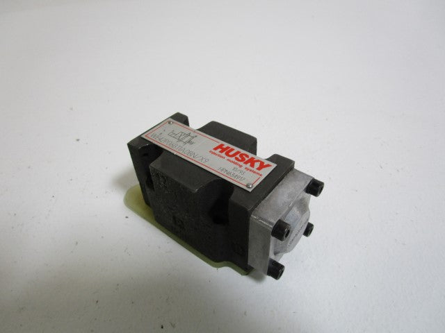 HUSKY VALVE WE42P06B11A0BN/X9 HYDRAULIC VALVE *NEW NO BOX*
