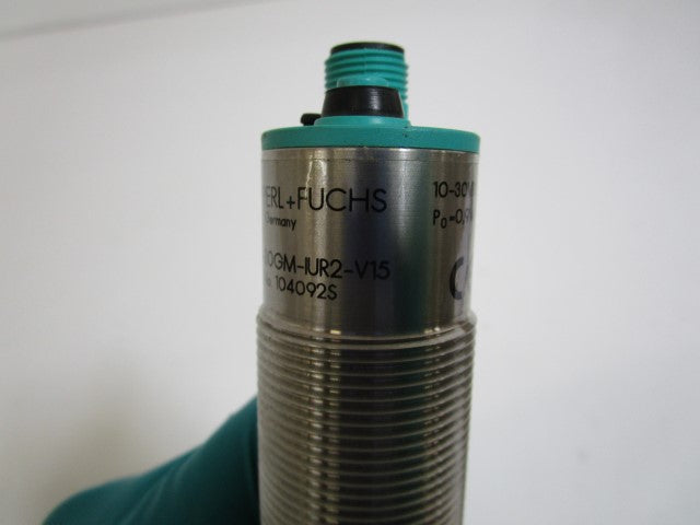 PEPPERL+FUCHS UC500-30GM-IUR2-V15 ULTRASONIC SENSOR *NEW NO BOX*