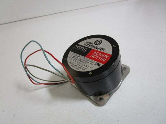 ORIENTAL MOTOR STEPPING MOTOR 4CSMGK-101 *USED*