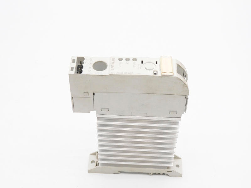 SIEMENS 3RF2920-0FA08 24VDC 13.2A (AS PICTURED) UNMP