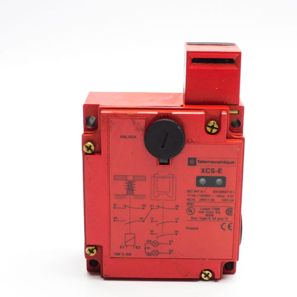 TELEMECANIQUE XCS-E5533 240V 3A (NO KEY) NSNP