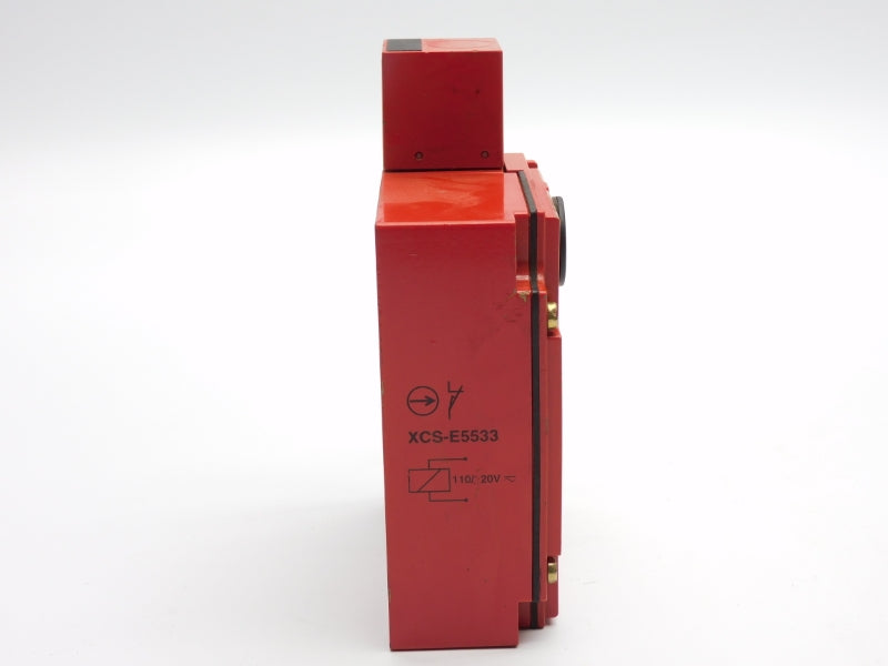 TELEMECANIQUE XCS-E5533 240V 3A (NO KEY) NSNP