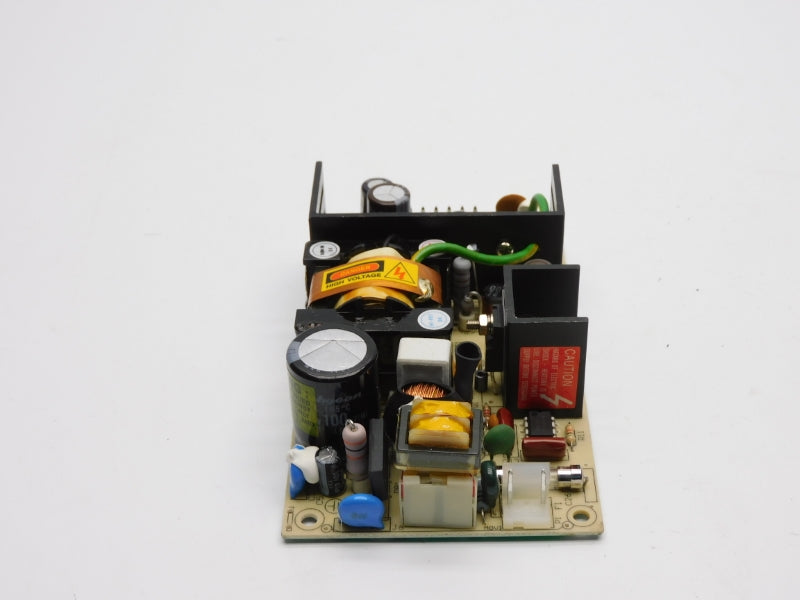 POWERBOX PU40-31S 100-240V 3.0A NSNP