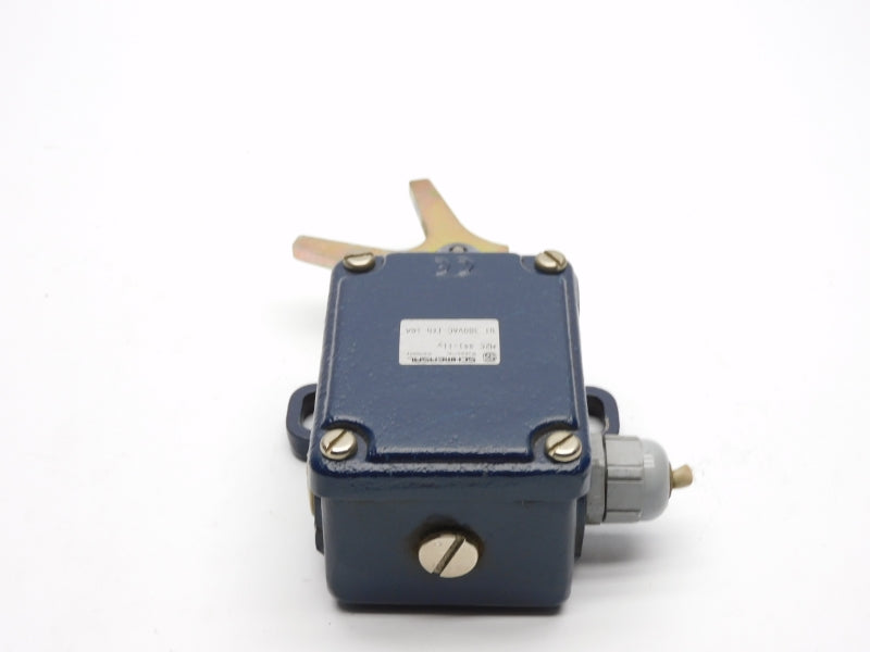 SCHMERSAL M2C441-11Y 380VAC 16A UNMP