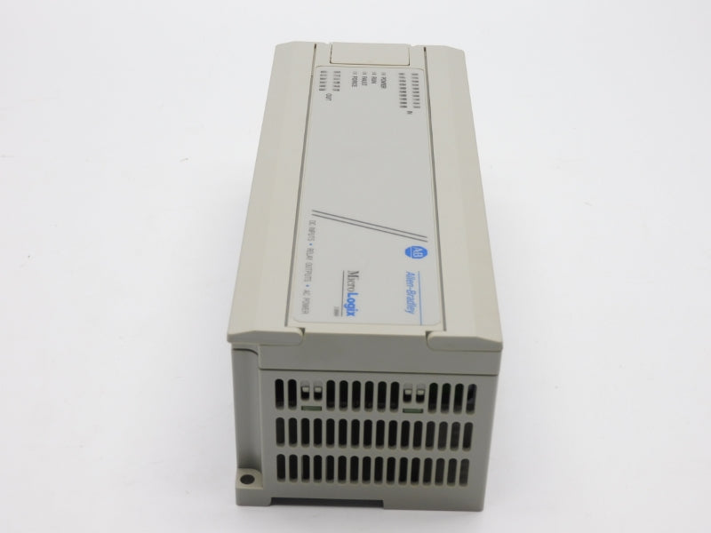 ALLEN BRADLEY 1761-L32BWA SER. E F/W 1.0 100-240VAC NSMP