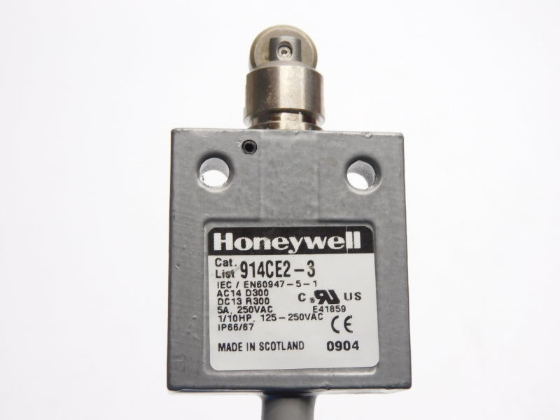 HONEYWELL 914CE2-3 250VAC 5A (AS PICTURED) NSNP