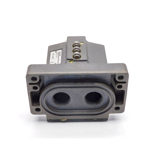 BALLUFF BNS519-D3-R12-100-10 240VAC 6A NSNP