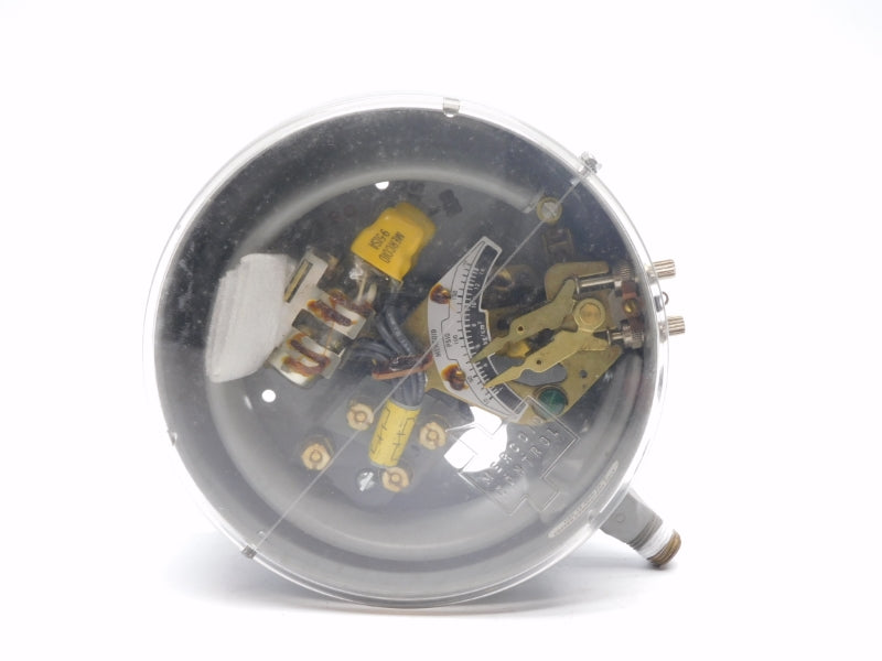 MERCOID DA-31-127-8 240VAC/DC 10A UNMP