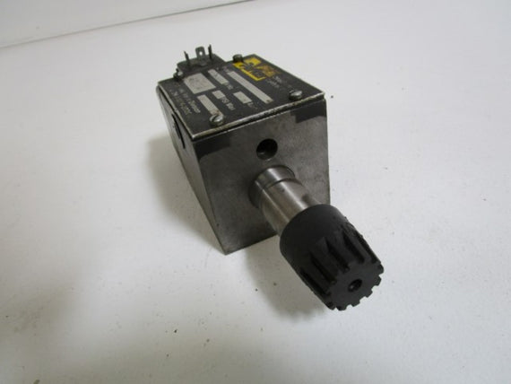 PARKER D3W4CNYW 110-120V 0.72-0.75A 3000PSI *AS IS*