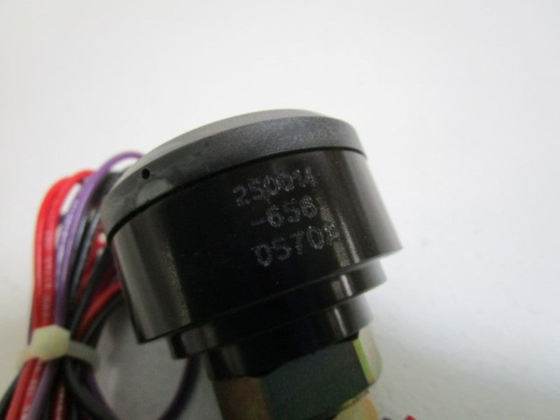 POWER DESIGNS INC. AIR COMPRESSOR PART VACUUM SWITCH 250014-656 *NEW NO BOX*