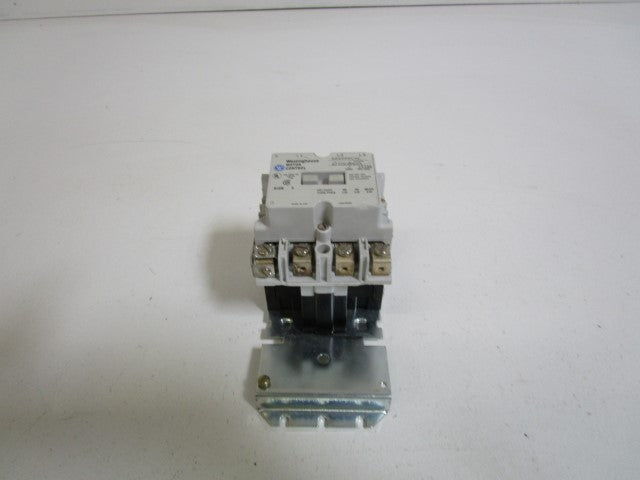 WESTINGHOUSE MOTOR STARTER SIZE 0 A200M0CAC (AS PICTURED) *USED*