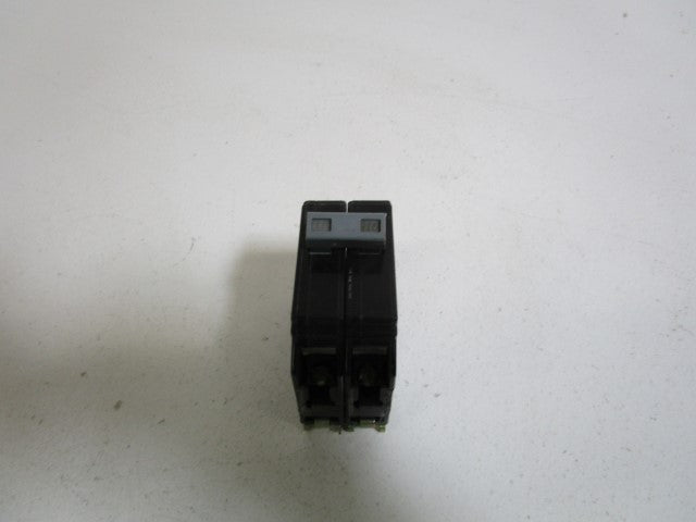 LOT OF 4 CUTLER HAMMER CIRCUIT BREAKER CHB215 *USED*