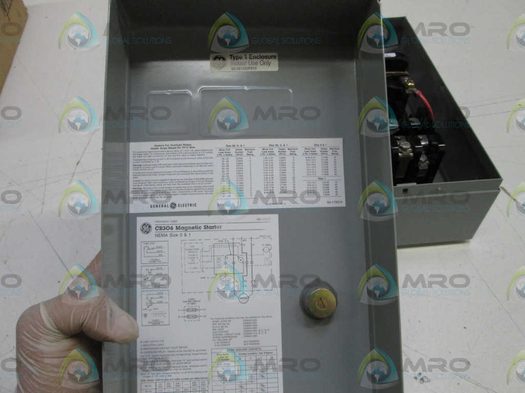 GENERAL ELECTRIC MAGNETIC STARTER CR306C104 *NEW IN BOX*