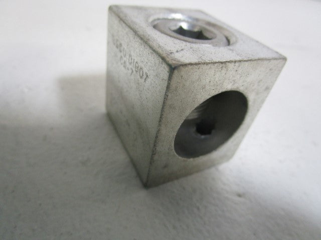 LOT OF 2 ILSCO LUG  D1807 *NEW NO BOX*