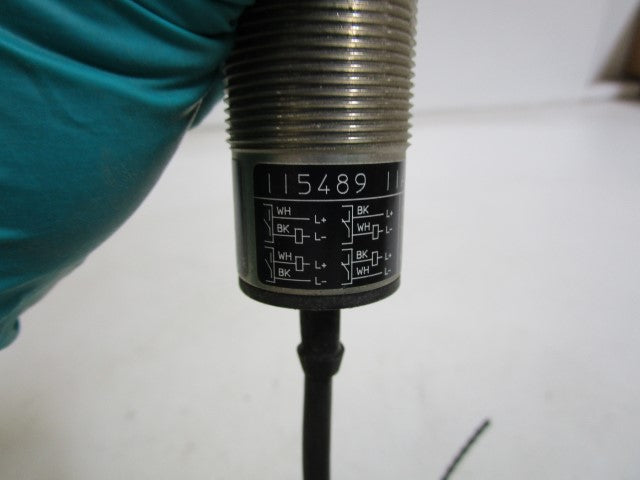 IFM EFECTOR II5489 INDUCTIVE PROXIMITY SENSOR *USED*