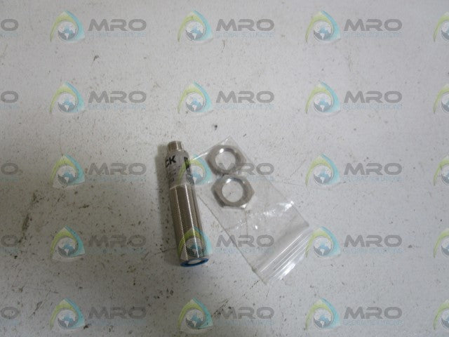SICK ULTRASONIC SENSOR UM18-51112 *NEW NO BOX*
