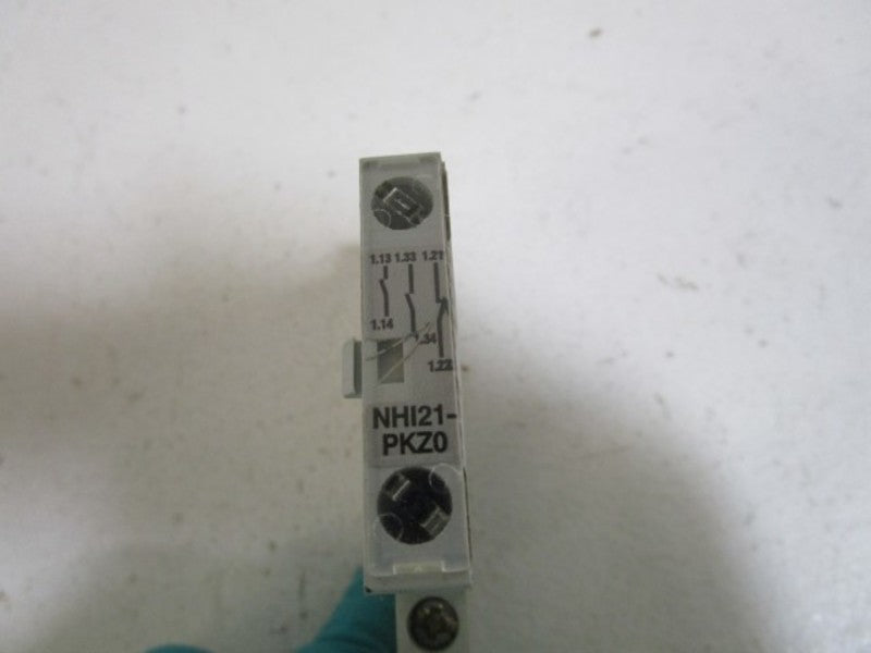 KLOCKNER MOELLER AUX. CONTACT NHI21-PKZ0 *USED*