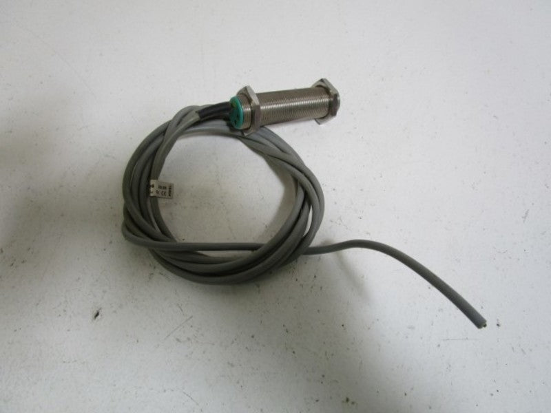 PEPPERL+FUCHS CJ8-18GM-E2 PROXIMITY SWITCH *USED*