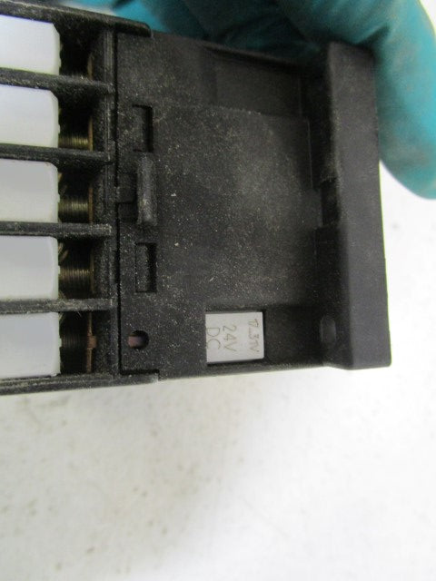 KLOCKNER MOELLER DILER-31-GI CONTACTOR RELAY 24VDC *NEW IN BOX*