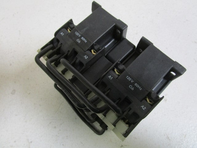 TC 120V CONTACTOR TC1-D1201 *NEW NO BOX*