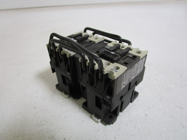 TC 120V CONTACTOR TC1-D1201 *NEW NO BOX*