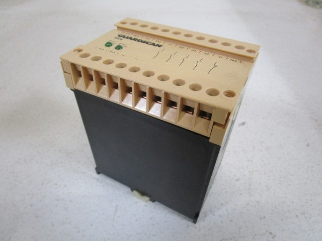 GUARDSCAN SAFETY CONTROLLER SRUB *USED*